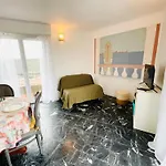 Apartman French Riviera Centre Port Balcon Panoramique Et Clim