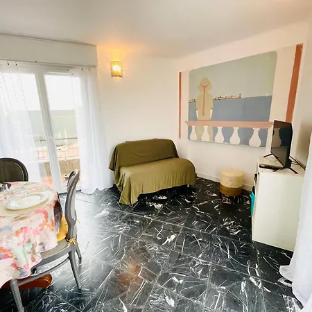 Appartement French Riviera Centre Port Balcon Panoramique Et Clim